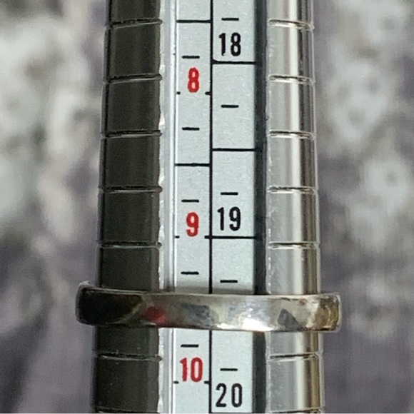 Sterling Silver Vintage Style Setting Pearl Ring - Picture 6 of 10